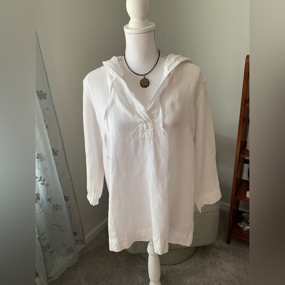 L.L. Bean Classic White Top